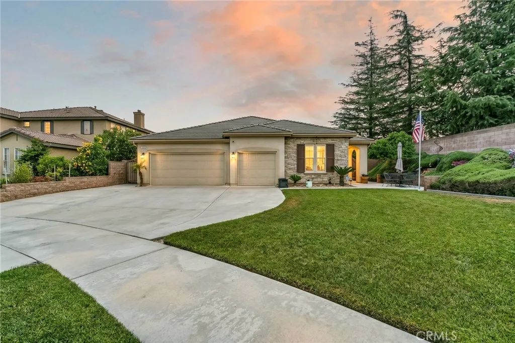 1830 Colorado Street, Redlands, CA 92374