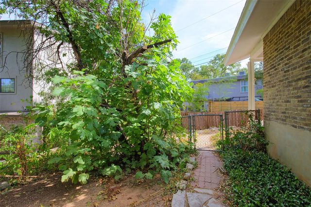 2005 Cody CT A, Austin, TX 78704