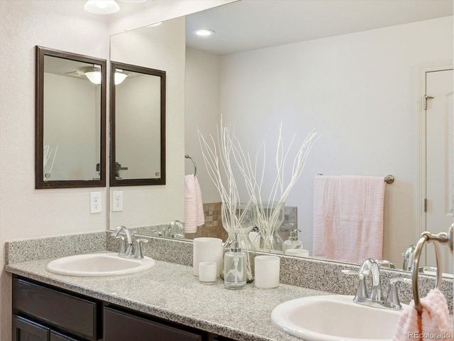 56597 E 23rd Ave, Strasburg, CO 80136