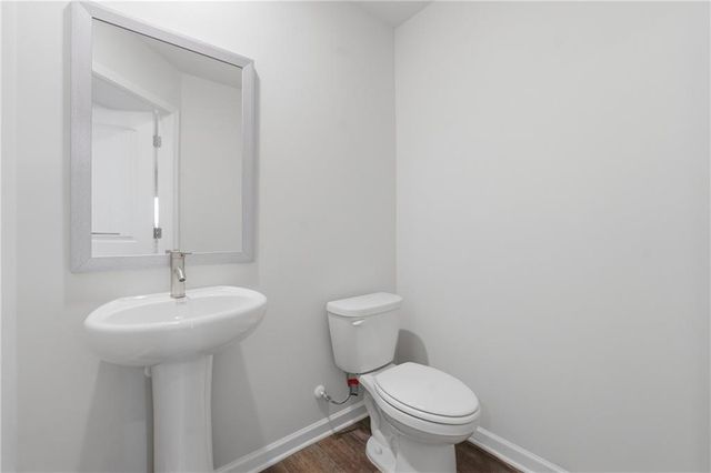 216 Norchester Avenue, Hogansville, GA 30230