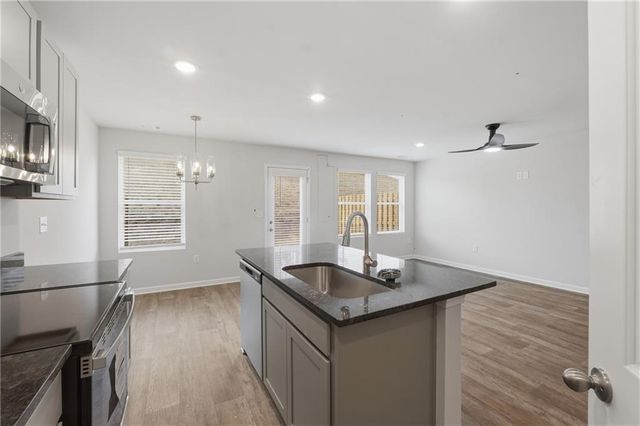 216 Norchester Avenue, Hogansville, GA 30230