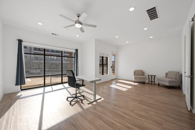 4901 Springdale RD 106, Austin, TX 78723