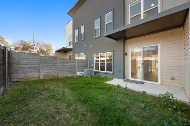 4901 Springdale RD 106, Austin, TX 78723