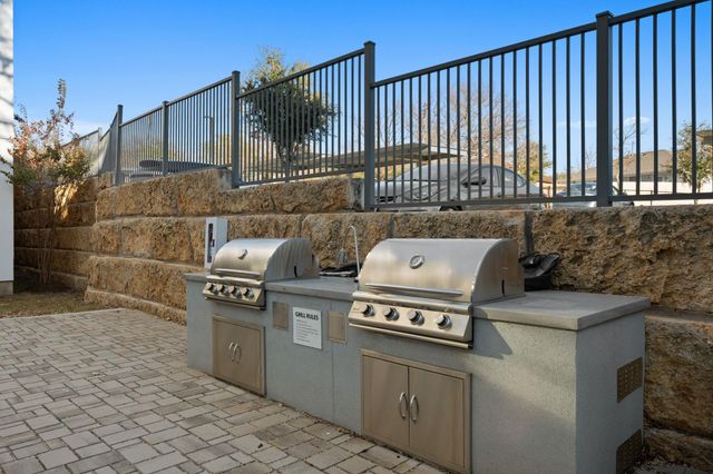 4901 Springdale RD 106, Austin, TX 78723