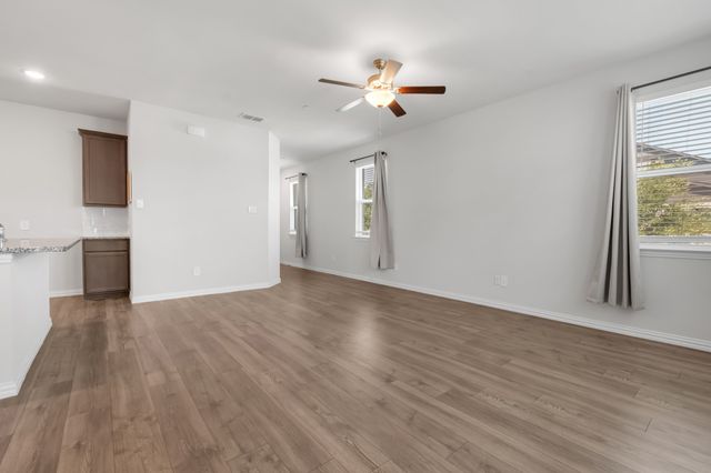 1109 Rusk Way, Lewisville, TX 75077