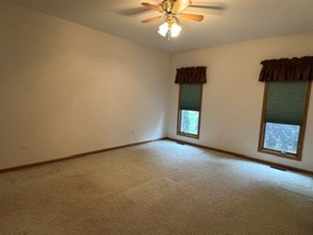 80 Fairfield Drive, New Lenox, IL 60451