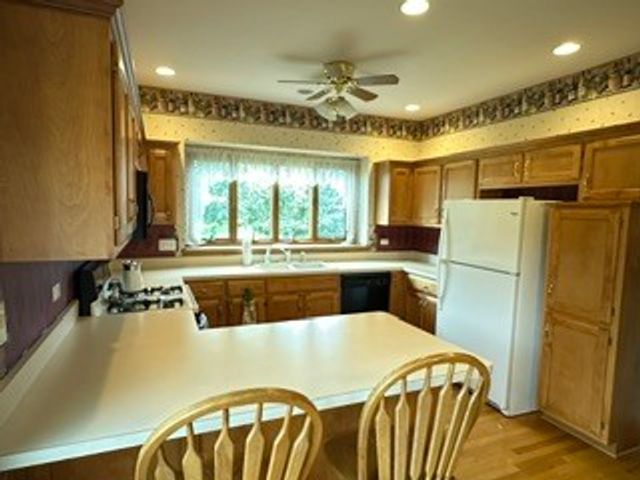 80 Fairfield Drive, New Lenox, IL 60451