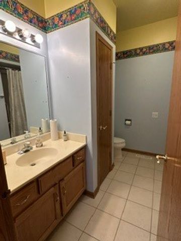 80 Fairfield Drive, New Lenox, IL 60451