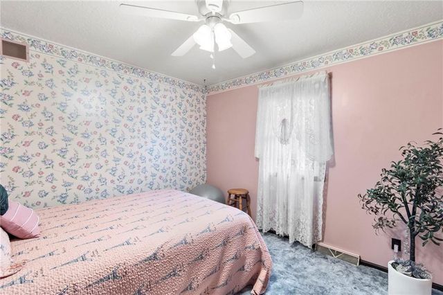 12720 E Silver Lane, Sugar Creek, MO 64050