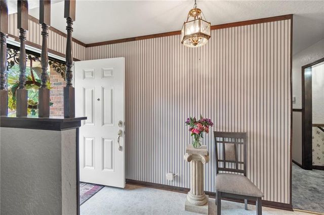 12720 E Silver Lane, Sugar Creek, MO 64050