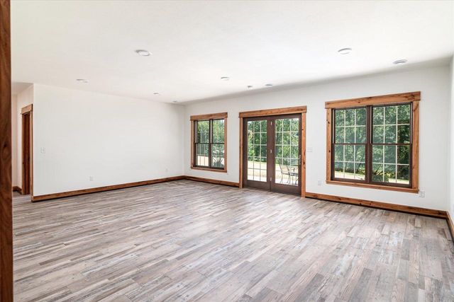 E5706 Park Road, Westby, WI 54667