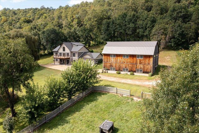 E5706 Park Road, Westby, WI 54667