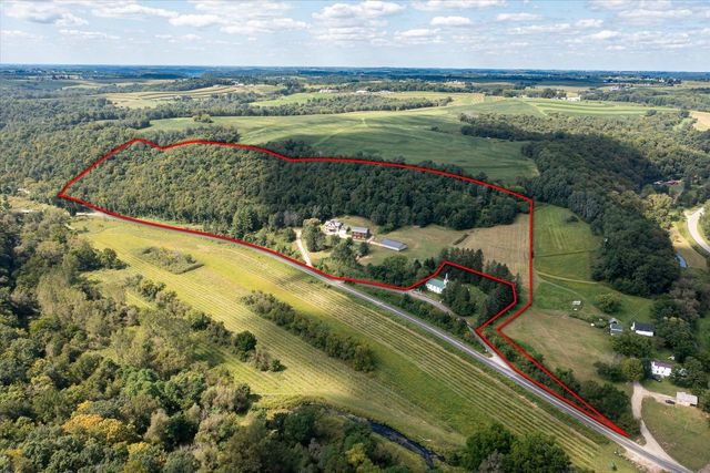 E5706 Park Road, Westby, WI 54667