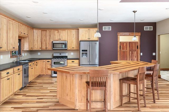 E5706 Park Road, Westby, WI 54667