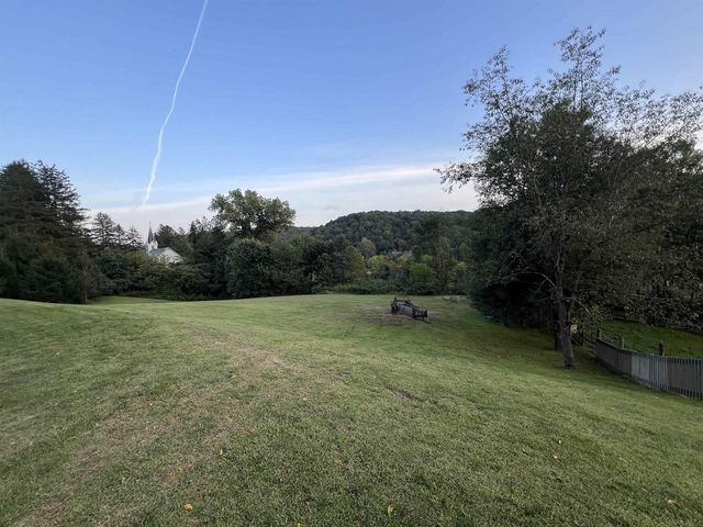 E5706 Park Road, Westby, WI 54667