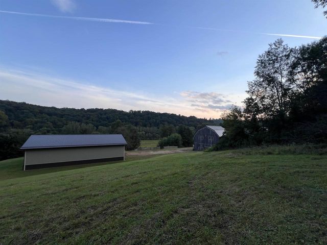 E5706 Park Road, Westby, WI 54667