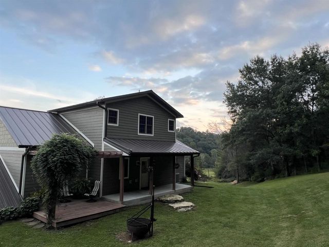 E5706 Park Road, Westby, WI 54667