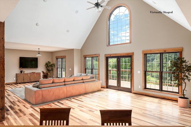 E5706 Park Road, Westby, WI 54667