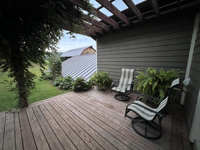 E5706 Park Road, Westby, WI 54667