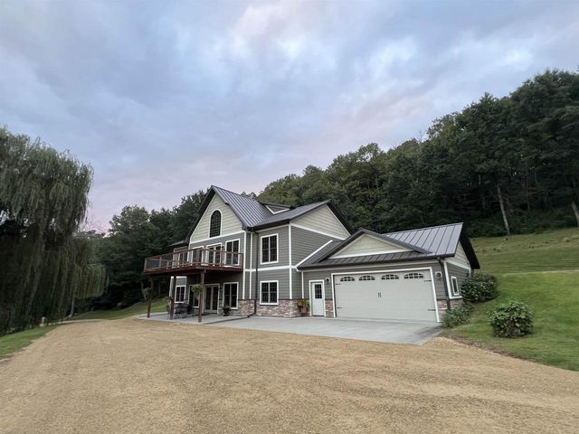 E5706 Park Road, Westby, WI 54667