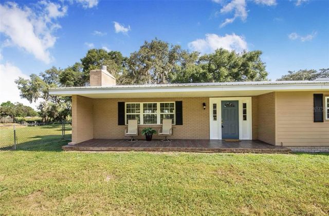 4854 E HINSON AVENUE, Haines City, FL 33844