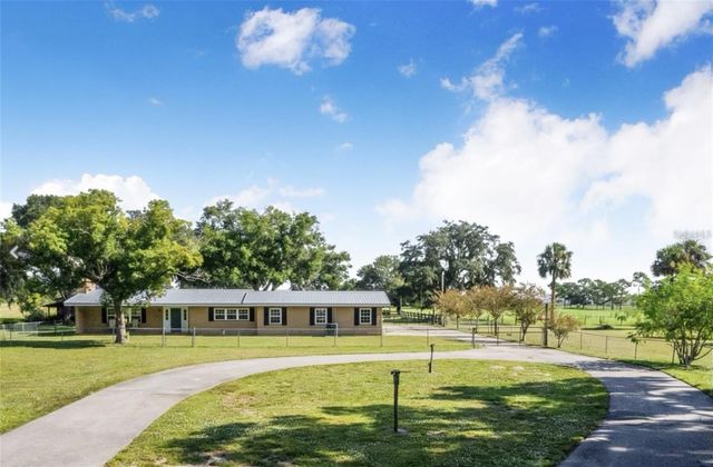 4854 E HINSON AVENUE, Haines City, FL 33844