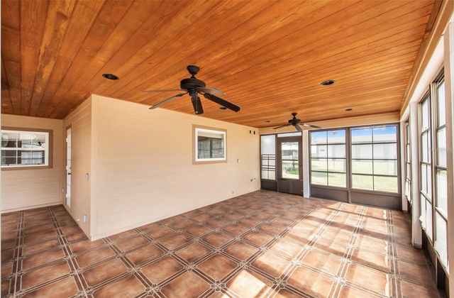 4854 E HINSON AVENUE, Haines City, FL 33844