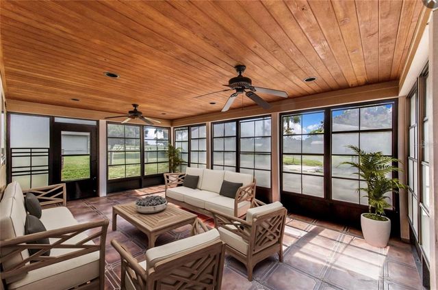 4854 E HINSON AVENUE, Haines City, FL 33844