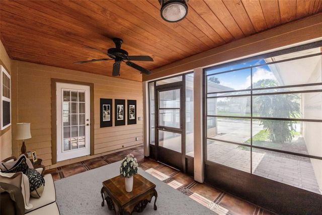 4854 E HINSON AVENUE, Haines City, FL 33844