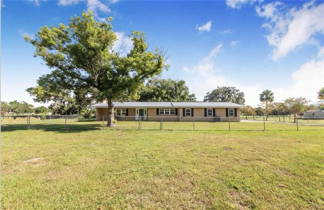 4854 E HINSON AVENUE, Haines City, FL 33844