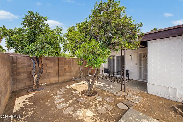 2021 E TIERRA BUENA Lane 1, Phoenix, AZ 85022