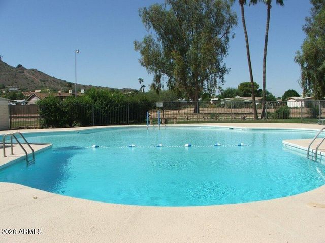 2021 E TIERRA BUENA Lane 1, Phoenix, AZ 85022