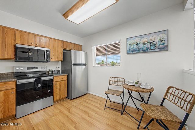 2021 E TIERRA BUENA Lane 1, Phoenix, AZ 85022