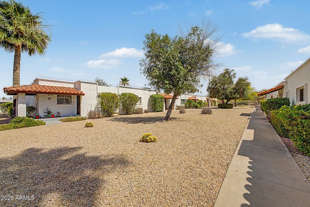 2021 E TIERRA BUENA Lane 1, Phoenix, AZ 85022