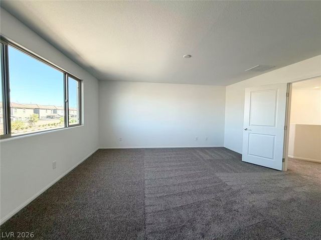 5934 Night Hawk Hill Street, Las Vegas, NV 89113