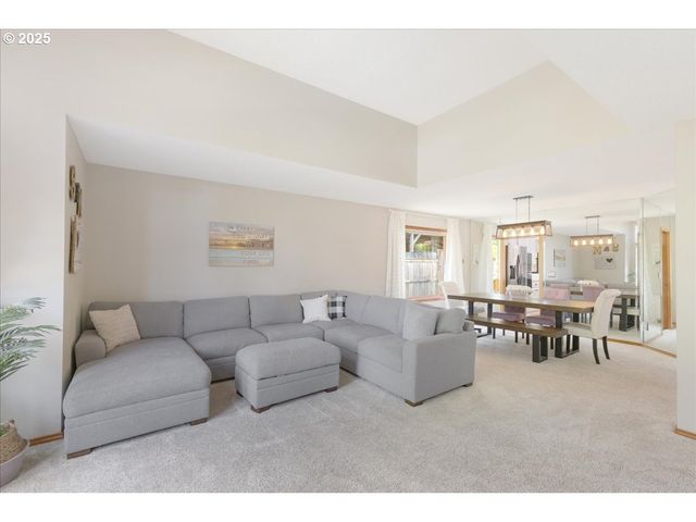 20575 Sw KAWANDA Ct, Tualatin, OR 97062