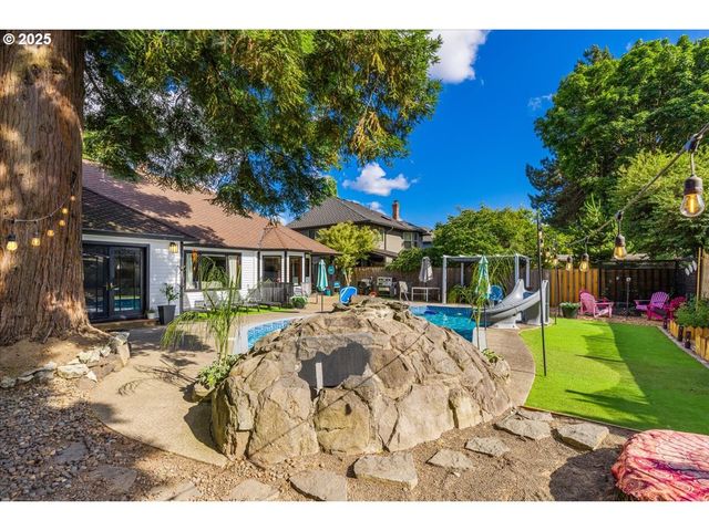 20575 Sw KAWANDA Ct, Tualatin, OR 97062
