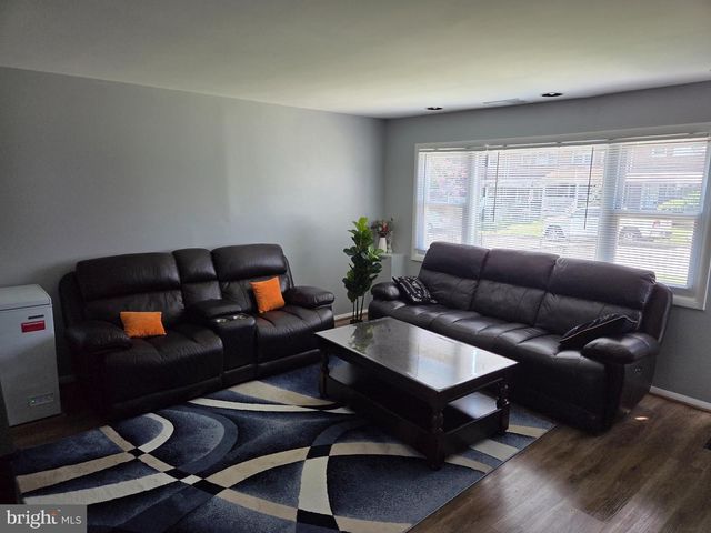 4447 NORFEN RD, Baltimore, MD 21227
