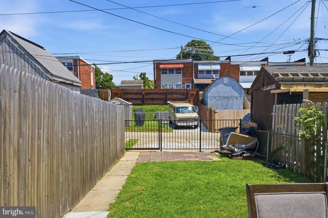 4447 NORFEN RD, Baltimore, MD 21227