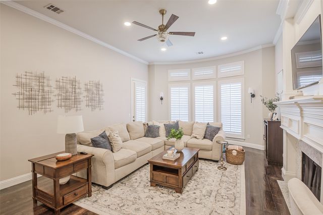 5925 Westmont Drive, Plano, TX 75093