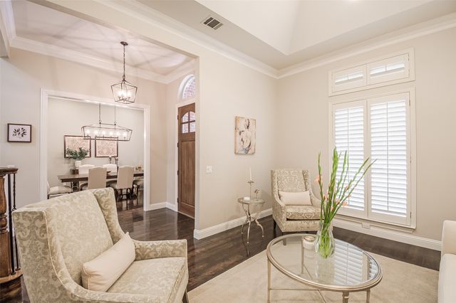 5925 Westmont Drive, Plano, TX 75093