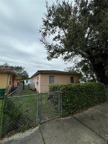 2652 SW 23rd Avenue back, Miami, FL 33133