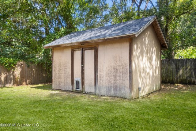 8820 Mermaid Avenue, Ocean Springs, MS 39564
