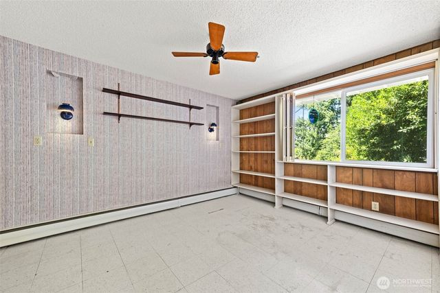 1107 Sequalish Street, Steilacoom, WA 98388