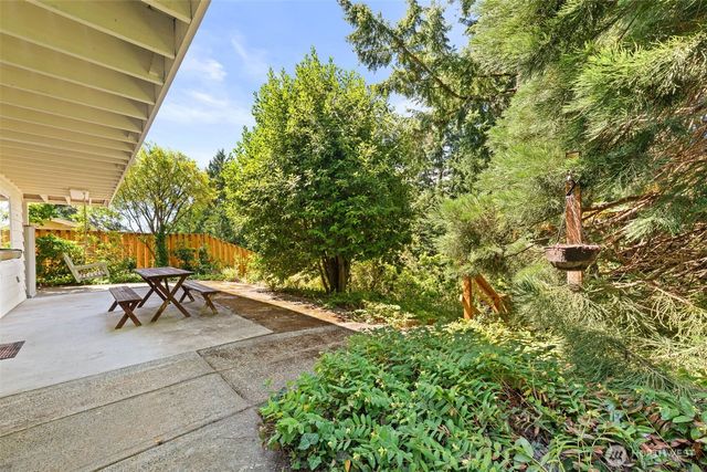 1107 Sequalish Street, Steilacoom, WA 98388
