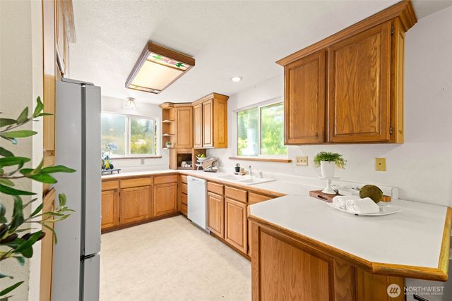 1107 Sequalish Street, Steilacoom, WA 98388