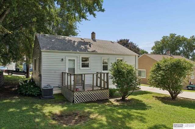 6630 Evans Street, Omaha, NE 68104