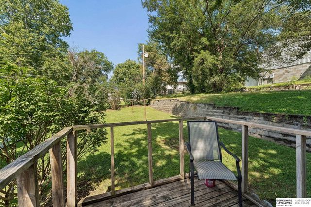 6630 Evans Street, Omaha, NE 68104