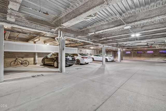608 Fair Oaks Court, Ashland, OR 97520