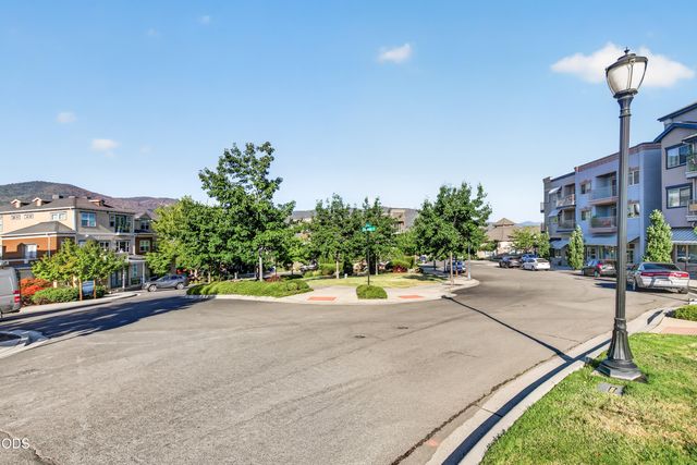 608 Fair Oaks Court, Ashland, OR 97520